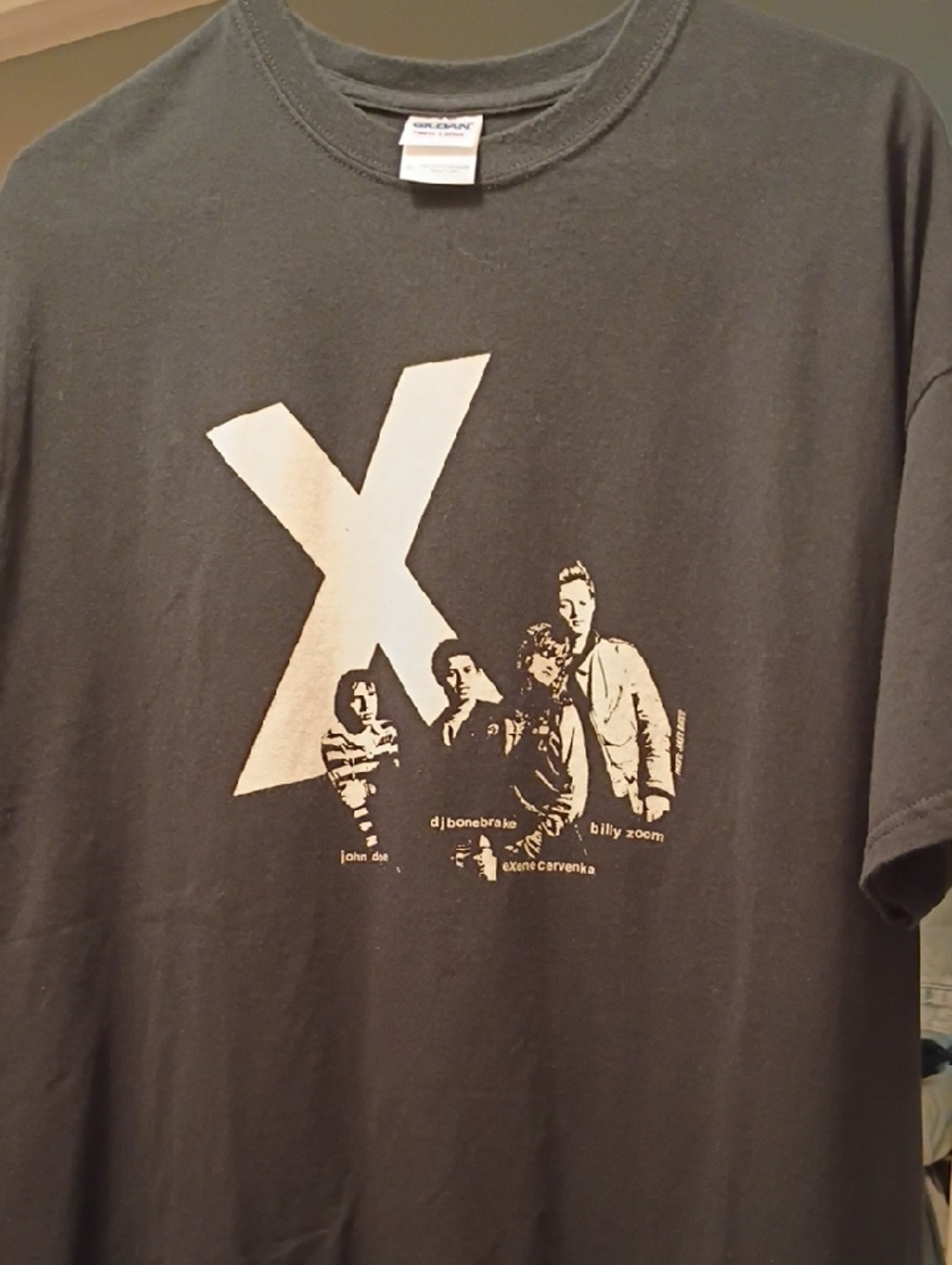 X- Band Tee  Graphic Tee With Gildan Tag Vintage Black And White XL